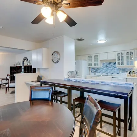 Breezy Fresno Home - Near Airport And Downtown Exterior photo